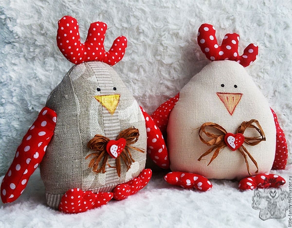 Петухи из ткани Петухи из ткани