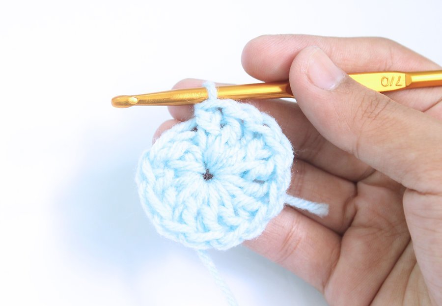 шапочка для новорожденного крючком