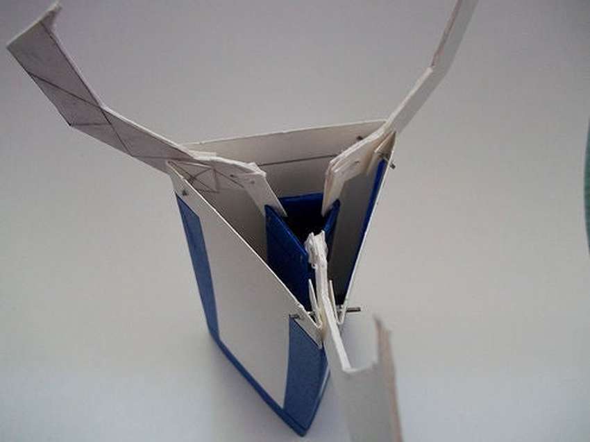 захват с когтями из бумаги