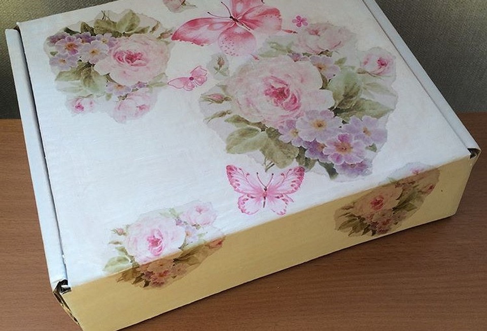 Как сделать домик для кукол своими руками из коробок: пошаговая инструкция