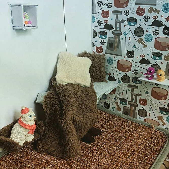 Как сделать домик для кукол своими руками из коробок: пошаговая инструкция