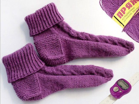 Как связать носки без шва на круговых спицах для начинающих Как связать носки без шва на круговых спицах для начинающих