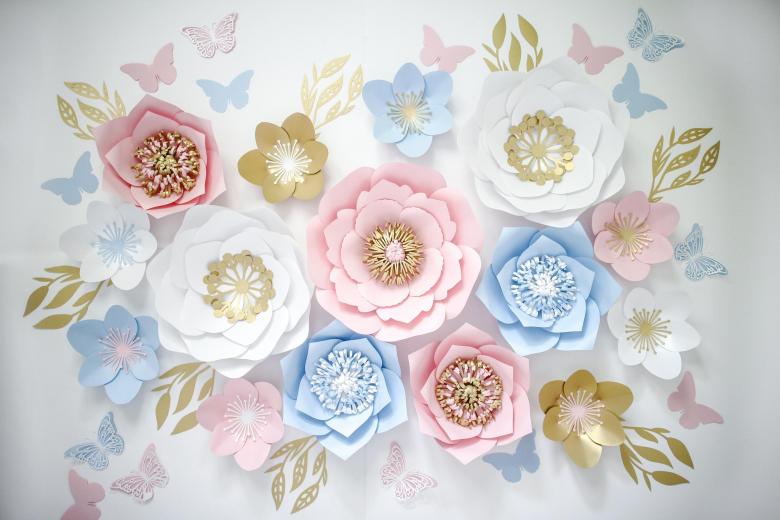 Цветы из бумаги своими руками - 70 фото и 6 мастер-классов, идеи и инструкции как сделать