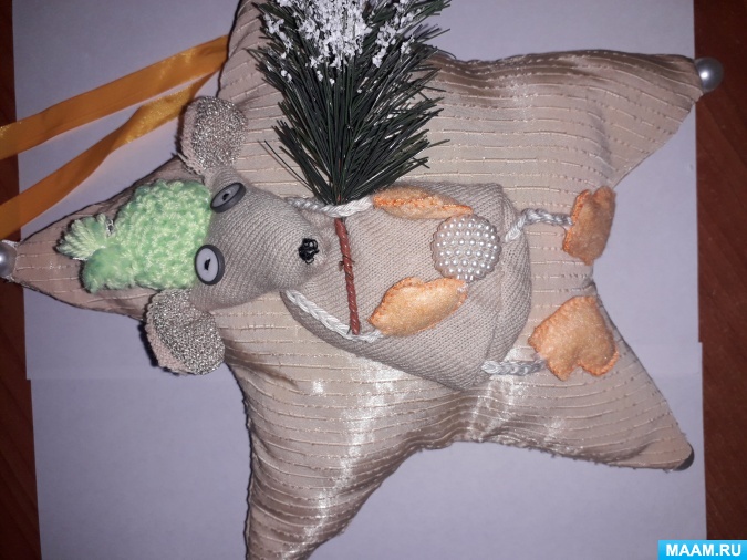 Мягкие игрушки на новогоднюю елочку. Новогодняя звезда «Мышка»