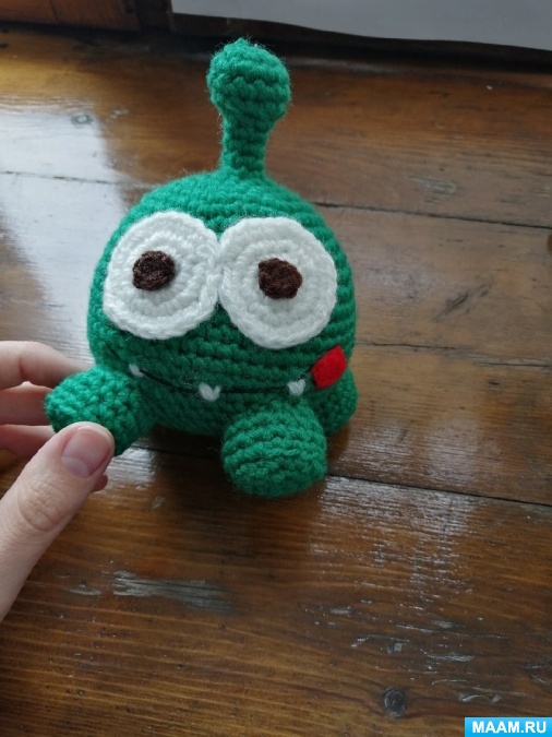 Мастер-класс по изготовлению мягкой игрушки Ам-Ням в стиле амигуруми