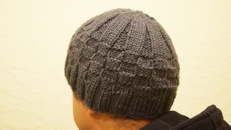 Вариант мужской шапки