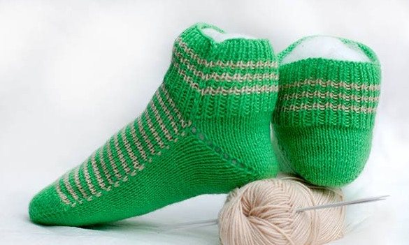 Носочки на двух спицах с описанием
