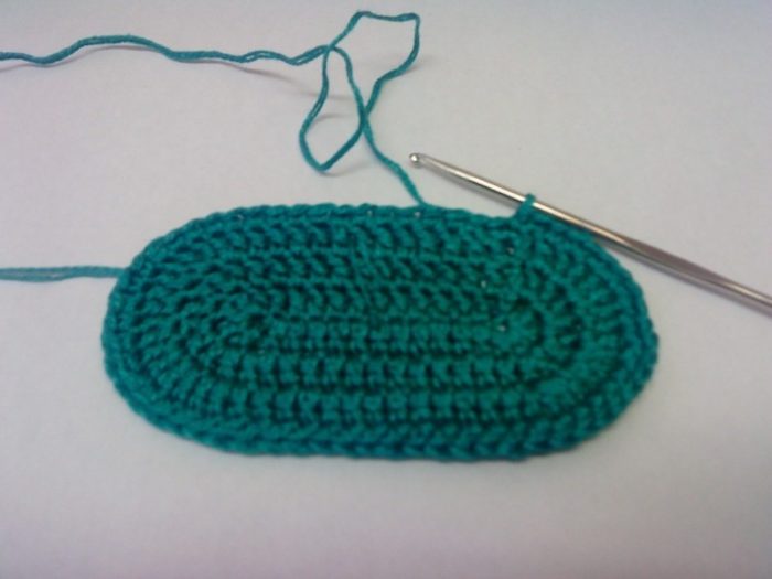 Готовая подошва для ажурных пинеток Как связать пинетки крючком: подошва