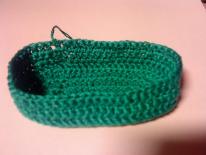 Как связать бортики пинетки Как связать пинетки крючком: вяжем бортики