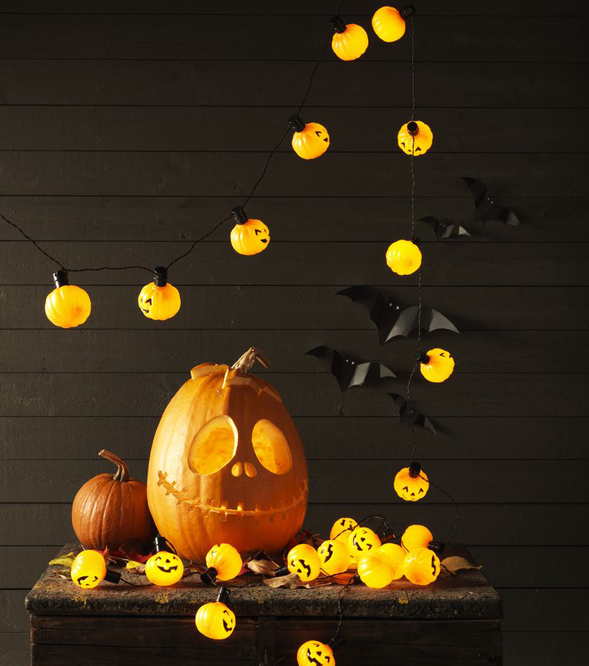 Декор и тыква на Хэллоуин
