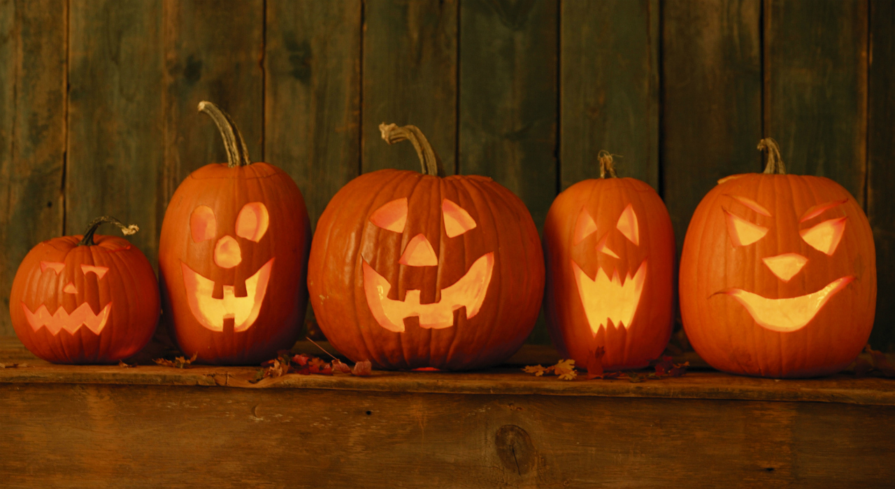 Тыквы на хэллоуин
