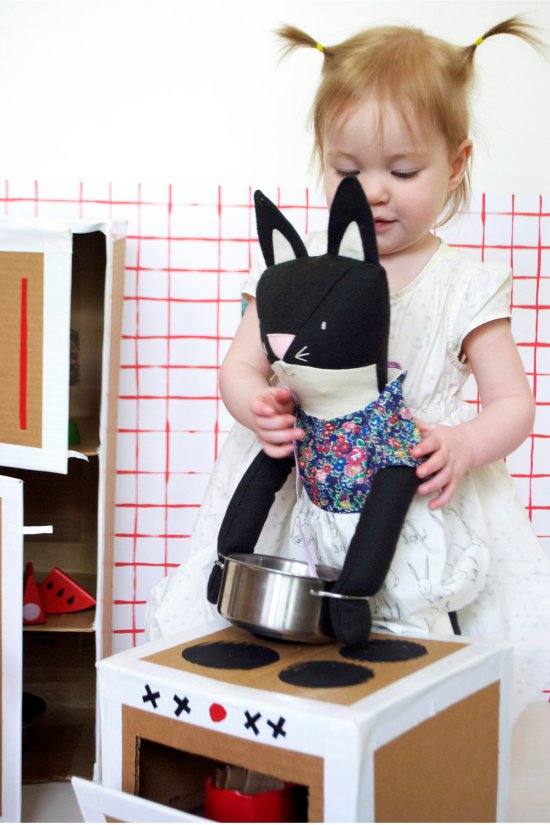 Кухня из картона