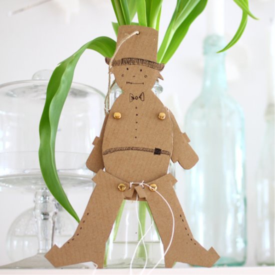 Марионетка из картона