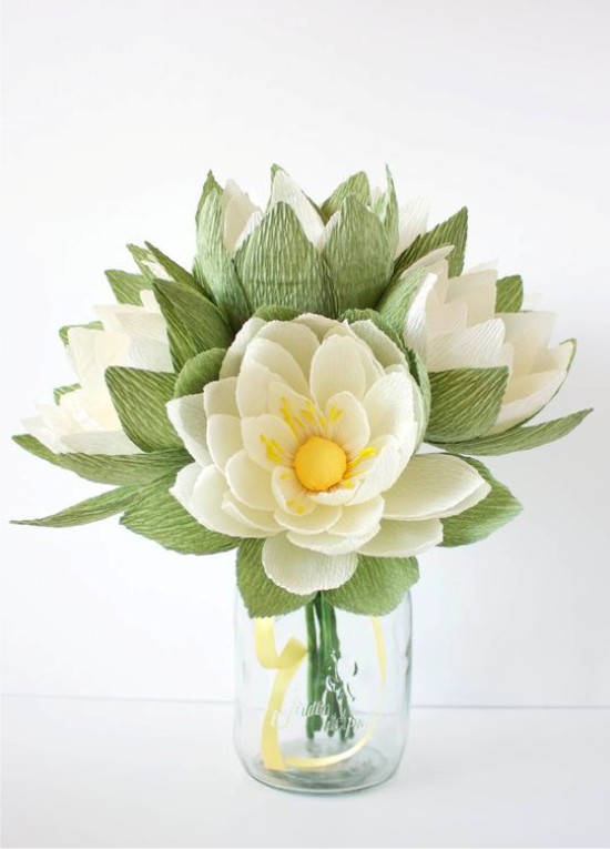 Цветы из гофрированной бумаги