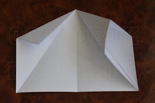 Как сделать самолет из бумаги, который далеко летает… Простое изготовление самолетика