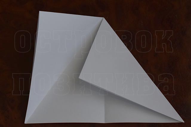 Как сделать самолет из бумаги, который далеко летает… Простое изготовление самолетика