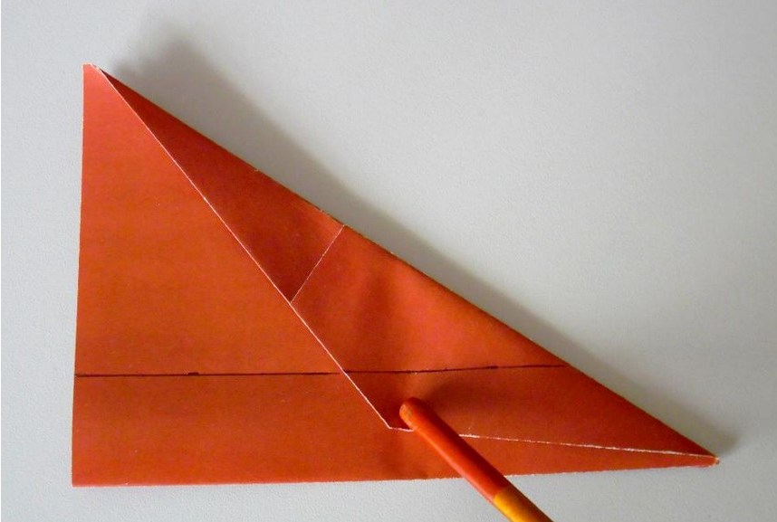 Как сделать самолет из бумаги, который далеко летает… Простое изготовление самолетика