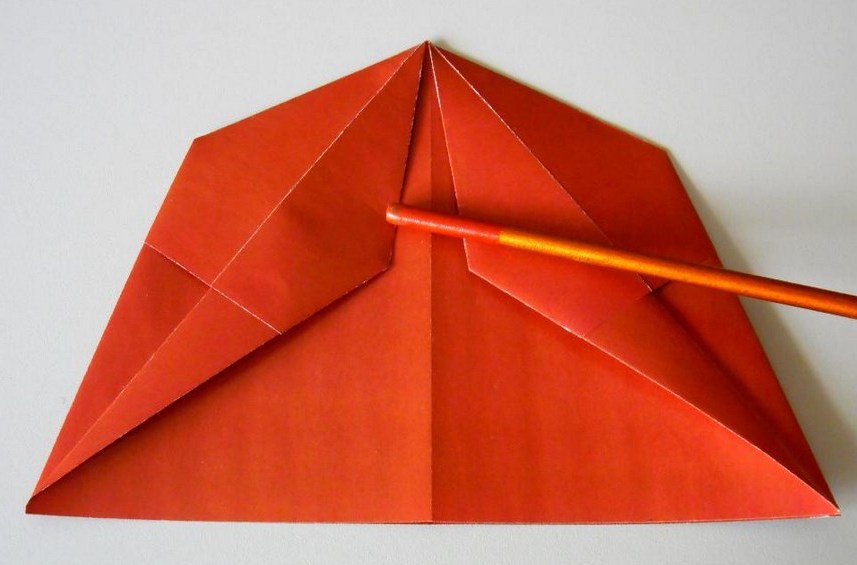 Как сделать самолет из бумаги, который далеко летает… Простое изготовление самолетика