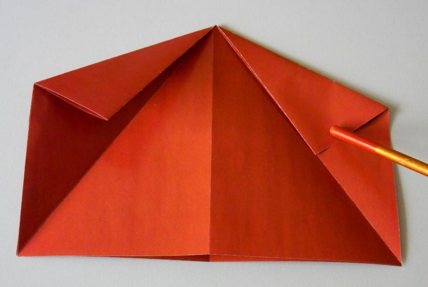 Как сделать самолет из бумаги, который далеко летает… Простое изготовление самолетика