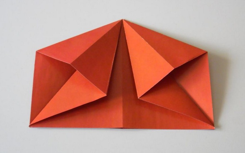 Как сделать самолет из бумаги, который далеко летает… Простое изготовление самолетика