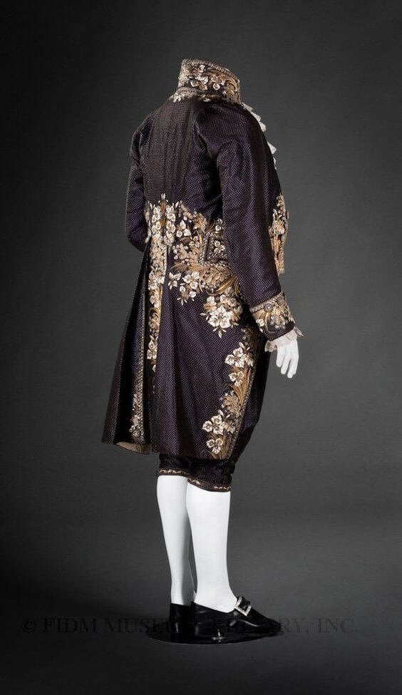 Вышивка лентами цветы для начинающих, рекомендации в необычной технике, схемы и фото композиций полевых букетов