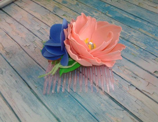 Оживляем цветы с помощью фоамирана: что это такое, и как материал используется для рукоделия