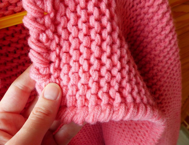 Как вязать платочную вязку по схемам круговыми и обычными спицами для начинающих