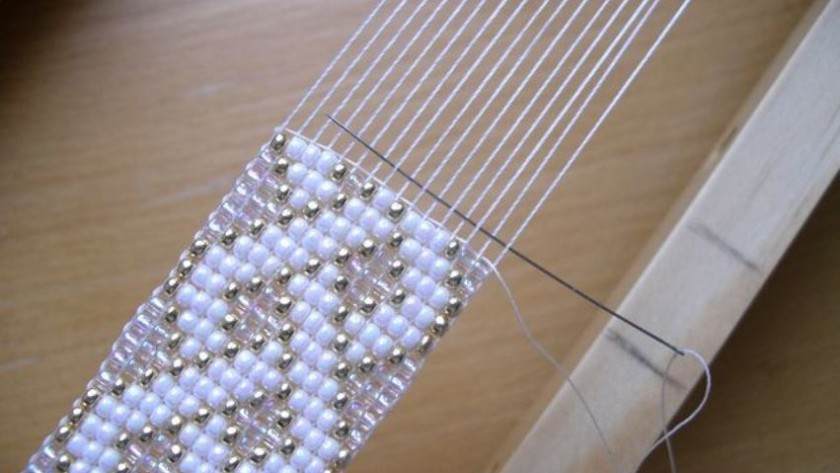 Бисероплетение цветы: обучающие видео уроки