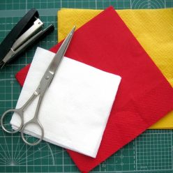 Цветы из салфеток своими руками для начинающих: пошаговый мастер класс с фото и видео