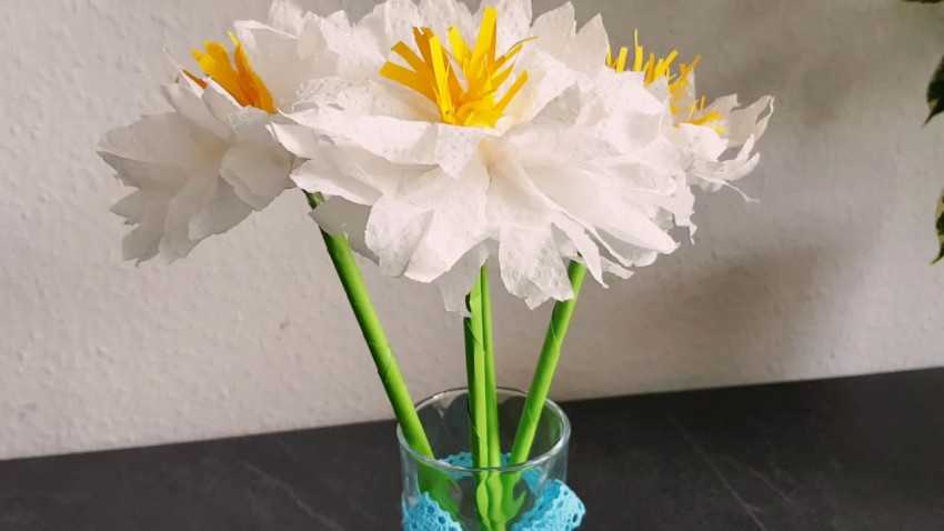 Цветы из салфеток своими руками: варианты изготовления бумажных цветов (100 фото)