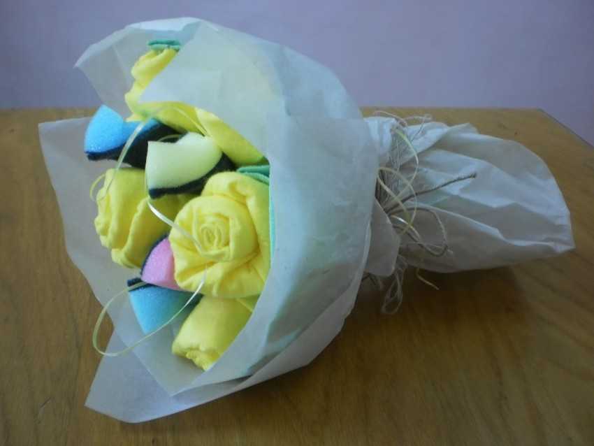 Цветы из салфеток своими руками: варианты изготовления бумажных цветов (100 фото)