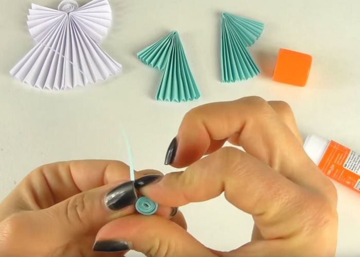 ангелочек из бумаги