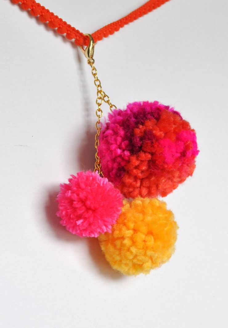 Помпон из ниток своими руками - 90 фото и видео мастер-класс как правильно сделать помпон из пряжи