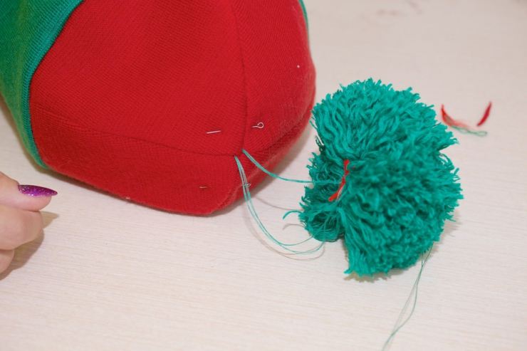 Помпон из ниток своими руками - 90 фото и видео мастер-класс как правильно сделать помпон из пряжи