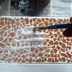 Поверхность фиксируем клеем