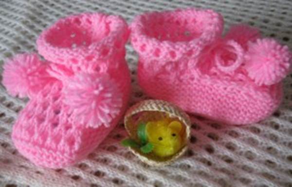 Пинетки спицами для новорожденных : схемы и описание для начинающих с фото