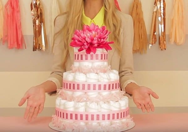 Торт из памперсов  своими руками (девочке, мальчику): пошаговое фото, мастер-класс