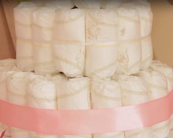 Торт из памперсов  своими руками (девочке, мальчику): пошаговое фото, мастер-класс