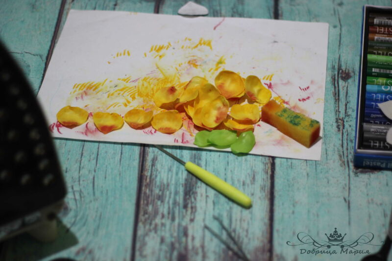 Цветы из фоамирана