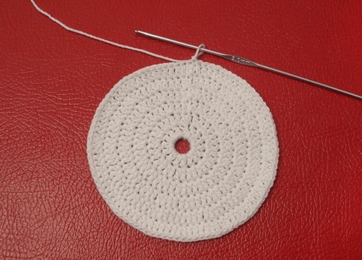 Схемы вязания крючком колпаков с описанием