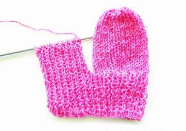 Мужские варежки спицами - 10 лучших мк пошагово