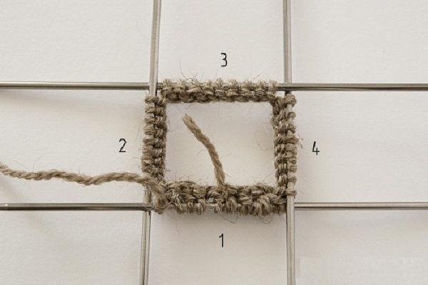 Мужские варежки спицами - 10 лучших мк пошагово