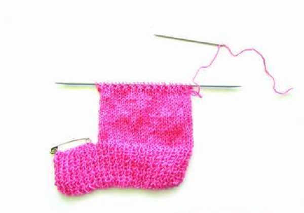 Мужские варежки спицами - 10 лучших мк пошагово