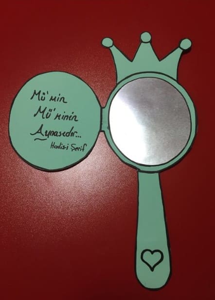 Открытка для мамы: как сделать на День матери и рождения своими руками, красивая и объемная из бумаги, на 8 марта