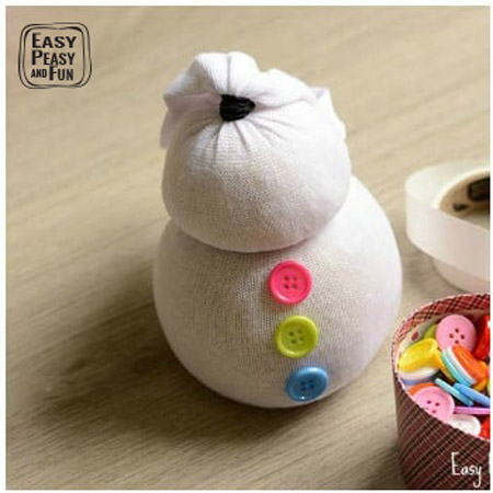 оформляем снеговика