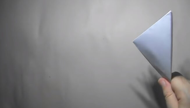 Как сделать хлопушку из бумаги: пошаговое описание изготовления и мастер класс для начинающих