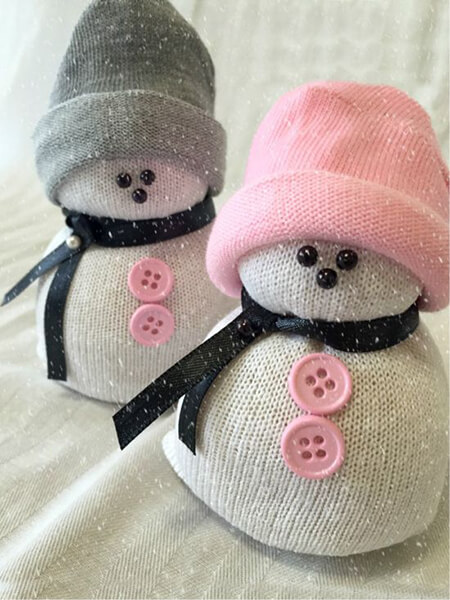 Делаем снеговика своими руками к новому году : различные способы с фото Делаем снеговика своими руками к новому году : различные способы с фото podelka snegovik svoimi rukami 77