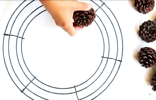 Как сделать венок своими руками на Новый год (15 пошаговых мастер-классов)