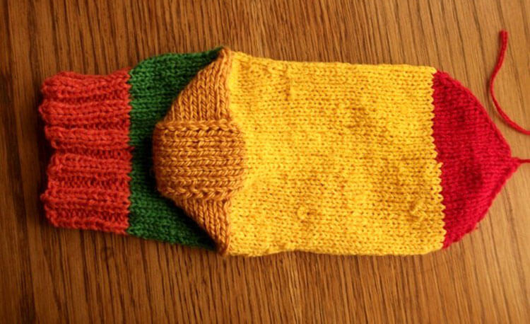 Как связать красивые носки спицами: варианты вязания на 2х и 5ти спицах Как связать красивые носки спицами: варианты вязания на 2х и 5ти спицах kak svyazat noski 43