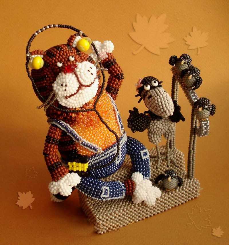 Учимся делать бисероплетение своими руками поэтапно: легкий мастер-класс для начинающих